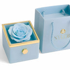 Caja de Rosa Eterna | Rosa Real y Collar Personalizado en Oro 18k